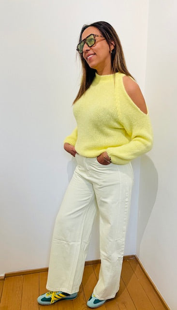 ALISSYA PULL OPEN SHOUDER